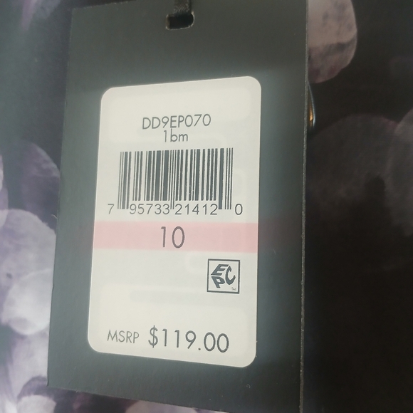 DKNY Women's Dress with Purple and Black Design - Picture 5 of 12